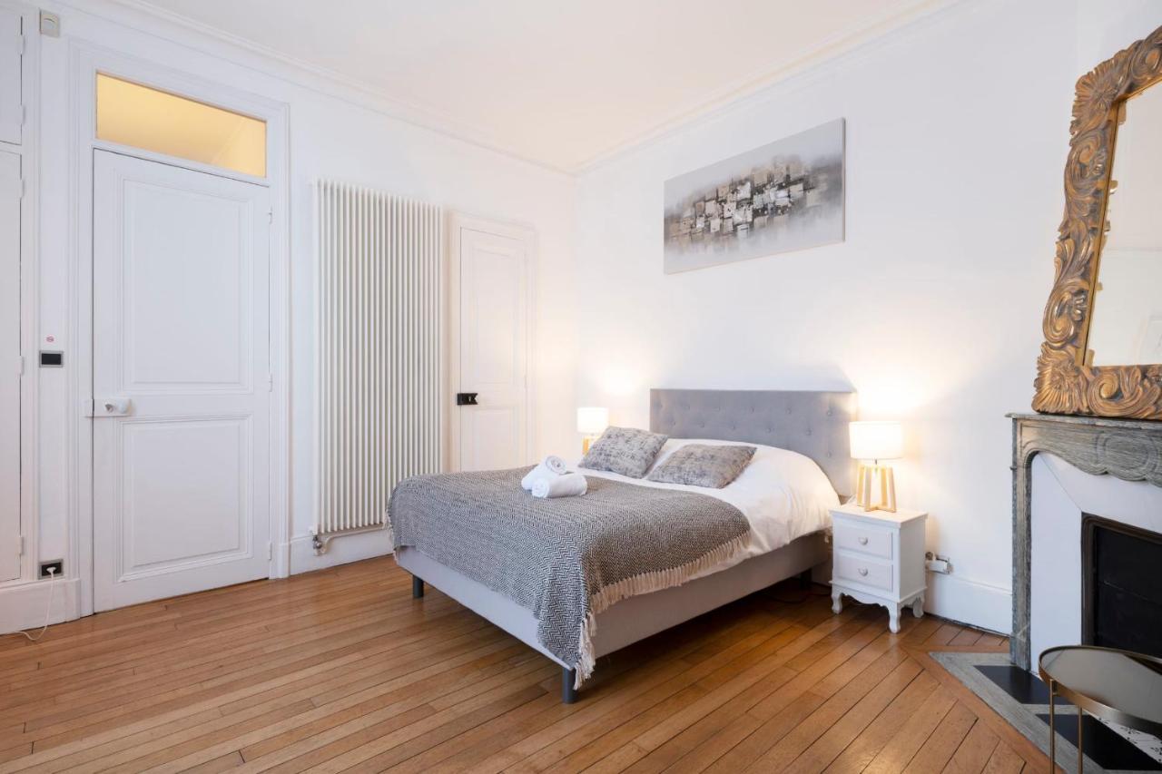 Luxe Poincare Lägenhet Nancy Exteriör bild