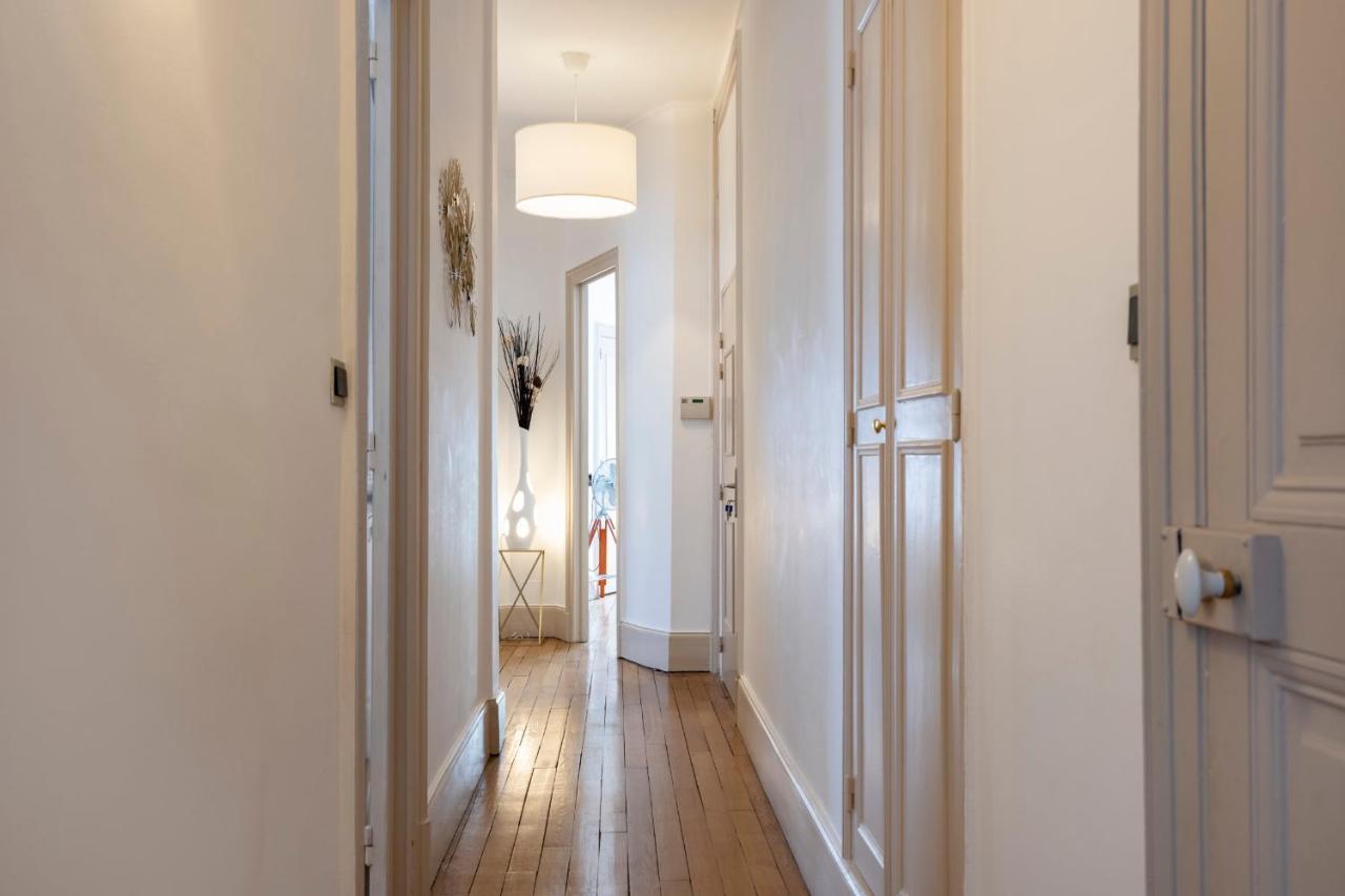 Luxe Poincare Lägenhet Nancy Exteriör bild
